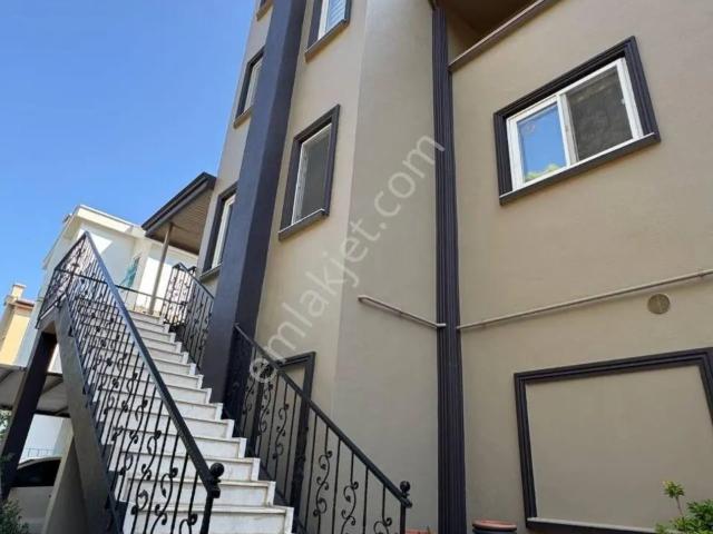 Aileniz İçin Ayrıcalıklı Bir Yaşam: 5+1 Tripleks Satılık Villa