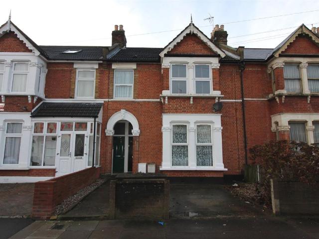 Airthrie Road, Goodmayes, Essex IG3, 2 bed flat to rent, £1,700 pcm | PrimeLocation
