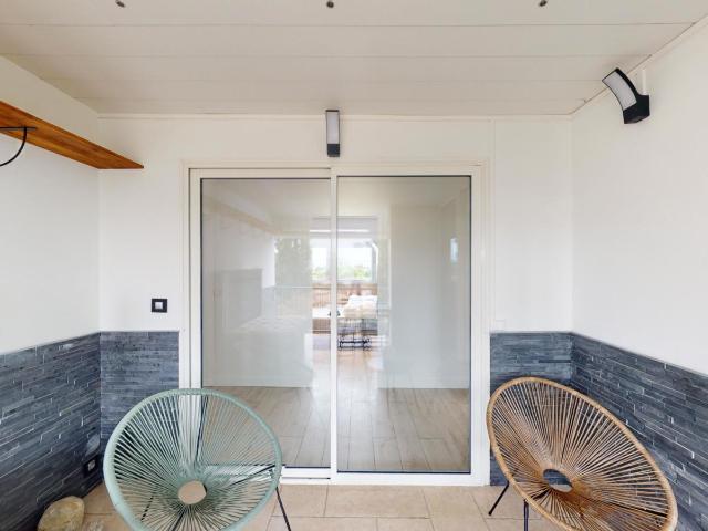 Airy double bedroom in Le Bouscat