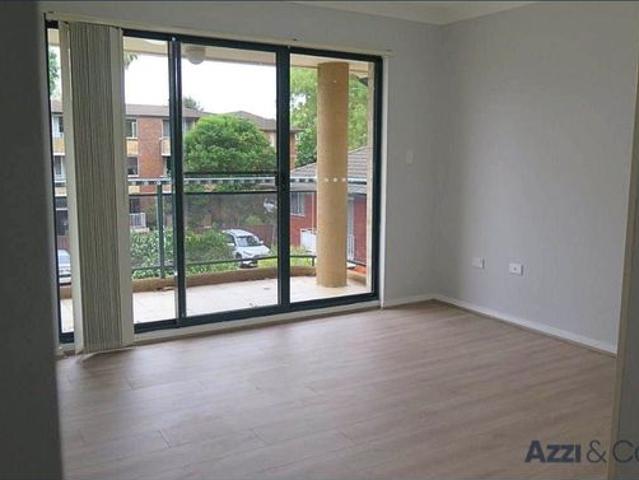Air conditioned 2 bedroom unit!
