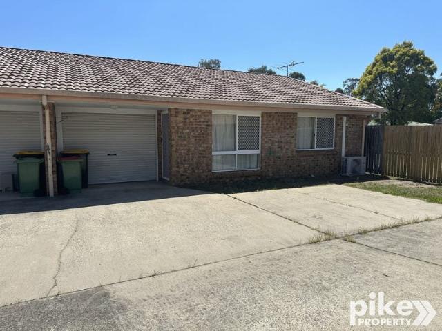 Air conditioned duplex close to shops & public transport!