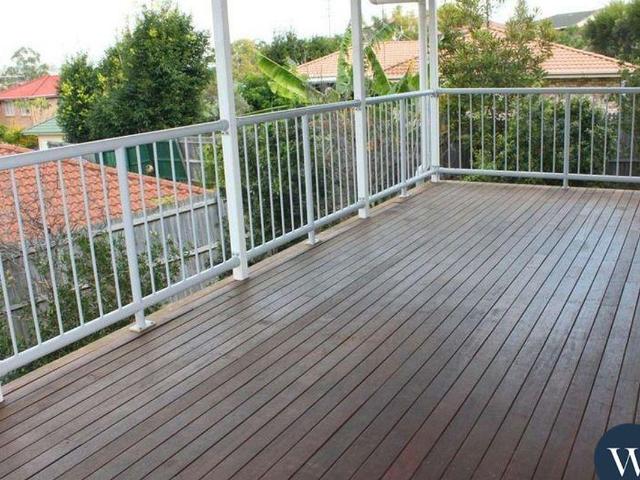 Air Conditioned Spacious Townhouse available 8th August