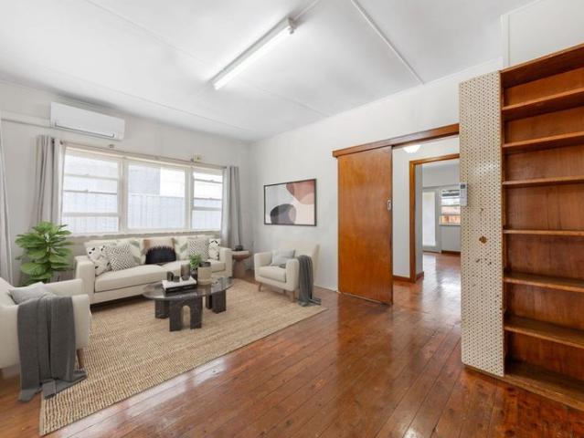 Air Conditioned Three Bedroom Home with External Office Space!