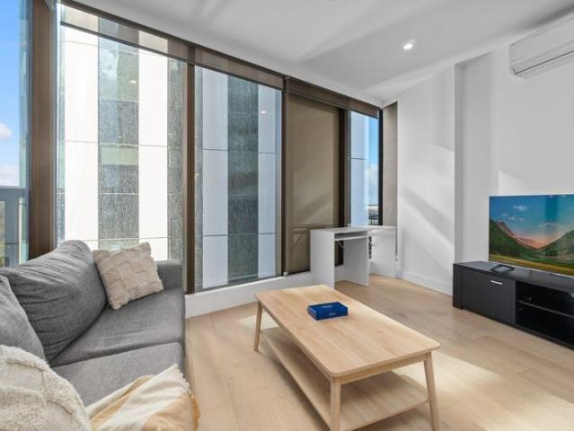 Airbnb Style Living in the Heart of the City – Fully Equipped and Furnished