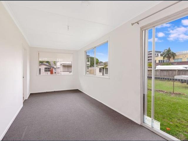 Airconditioned Free Standing Villa with Own Yard