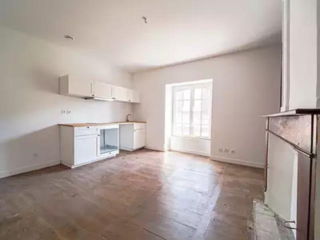 Aire sur l'Adour 40800 Location appartement 2 pièces t2 au dernier étage