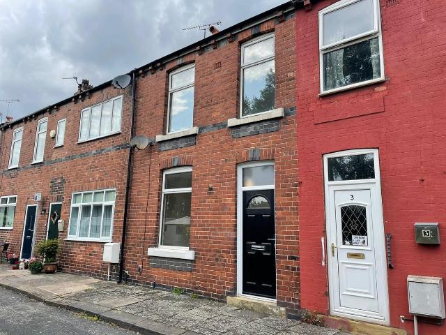 Aire Terrace, Castleford WF10, 3 bed terraced house to rent, £895 pcm | PrimeLocation