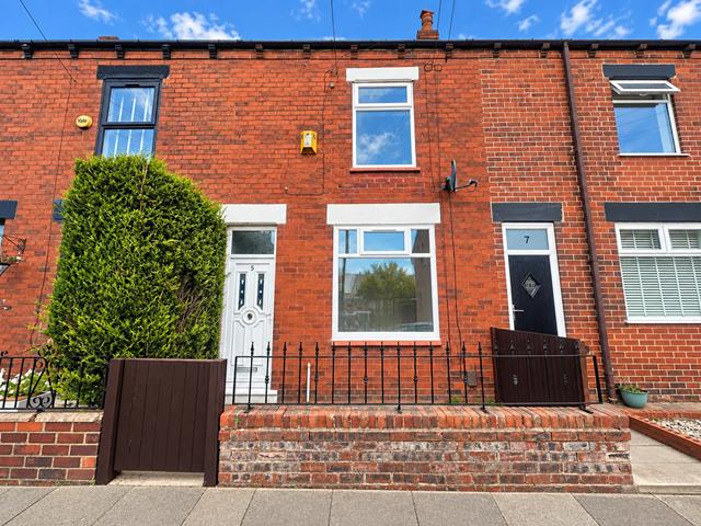 Aireworth Street, Westhoughton, BL5 3PY 2 bed terraced house to rent £875 pcm £202 pw