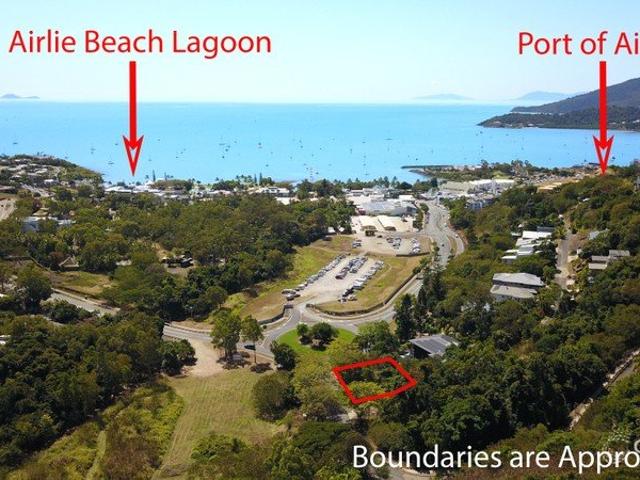 Airlie Beach Central Duplex Block