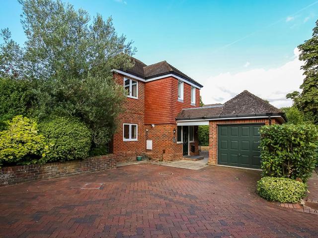 Airlie Road, Winchester SO22, 4 bed detached house to rent, £3,250 pcm | PrimeLocation