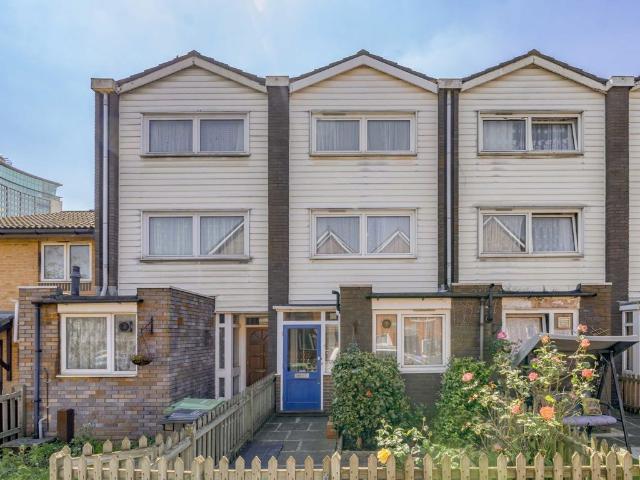 Aisgill Avenue, West Kensington W14, 4 bed terraced house to rent, £4,500 pcm | PrimeLocation