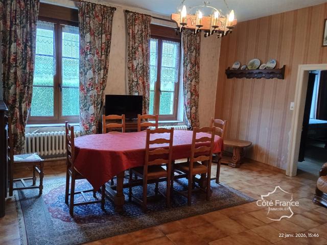 Aisne 02 Rogny Ancienne ferme sur plus de 6.700 m2 de. 179m² Rogny