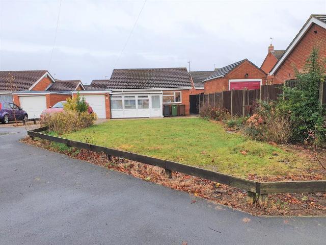 Aisne Close, Lincoln LN1 2 bed detached bungalow to rent £995 pcm £230 pw