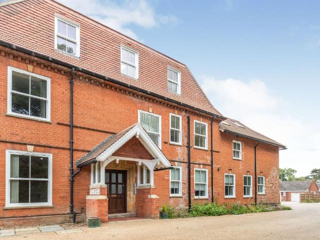 Aitken House, North Walsham NR28, 2 bed flat to rent, £950 pcm | PrimeLocation