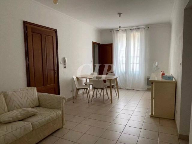 AIX CENTRE ANCIEN APPARTEMENT T3