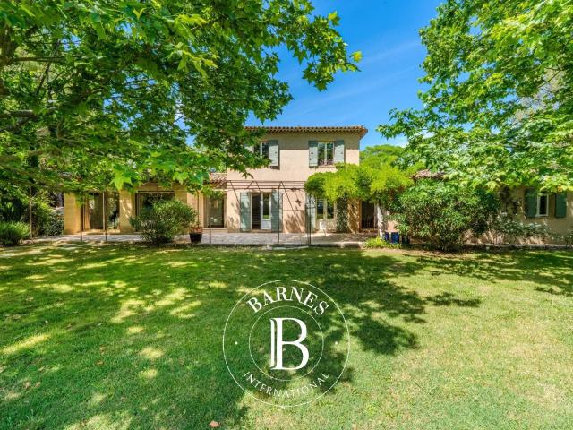 Aix En Provence Célony – Élégante Bastide Provençale – 235. 191m² Aix en Provence