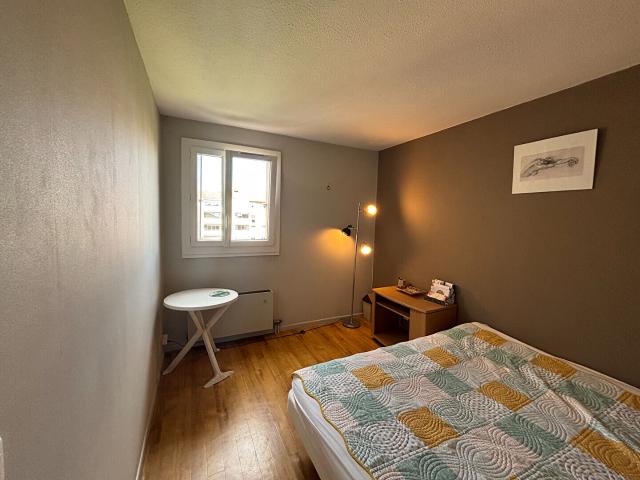 AIX EN PROVENCE A LOUER T3 MEUBLE BALCON