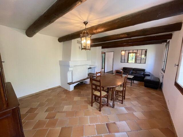 Aix en Provence: Location appartement T4 meublé avec terras
