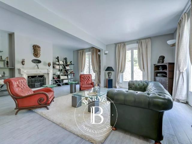 Aix En Provence – Bastide 228 M² – Piscine – Jardin 2 260M². 228m² Aix en Provence