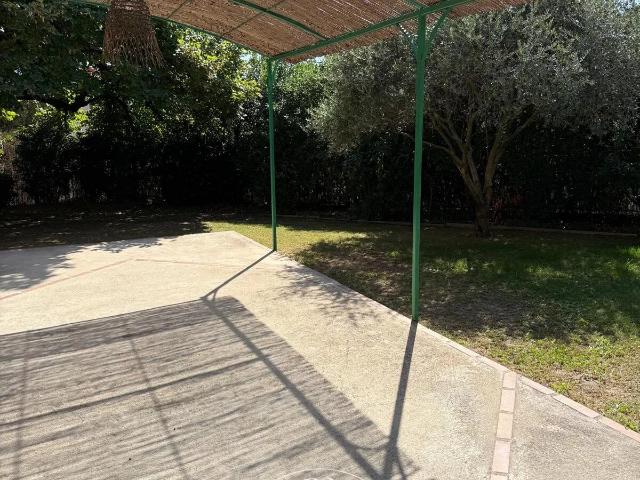 Aix en Provence, Maison 4 Chambres 182 m² en location