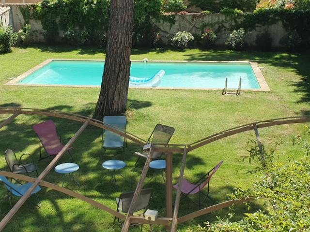 Aix en Provence, maison 7 pièces de 243 m2, terrain 2340 m2