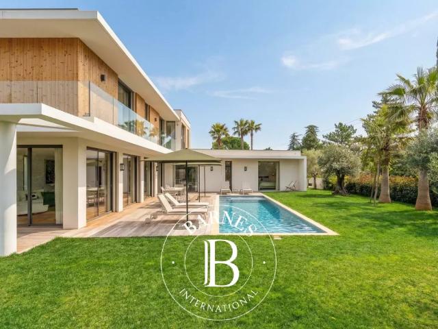 Aix En Provence Villa Contemporaine 240 M² 5 Chambres. 280m² Aix en Provence