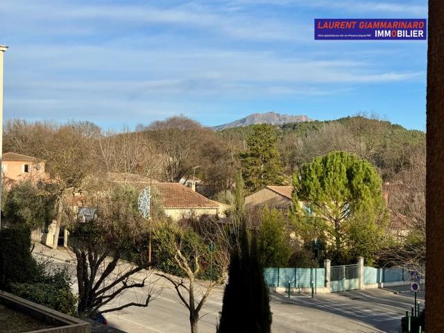 AIX LE THOLONET T3 AVEC TERRASSE ET GARAGE