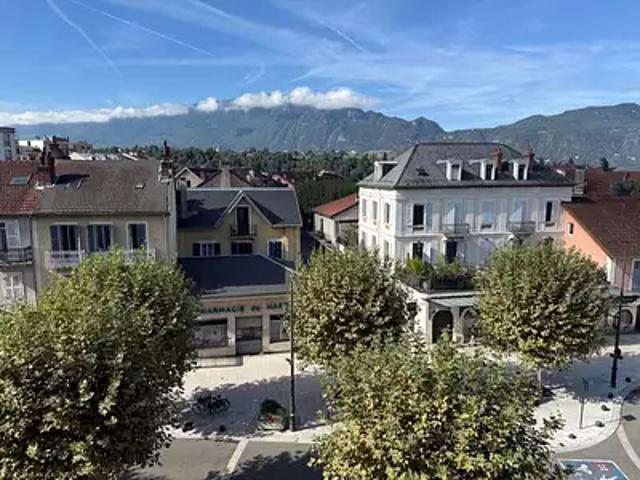 Aix les Bains 73100 Achat / Vente appartement 3 pièces t3 au dernier étage