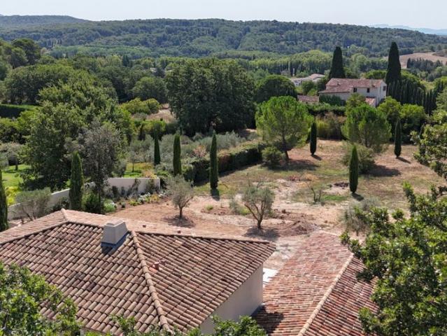 AIX NORD Magnifique propriété 400m²