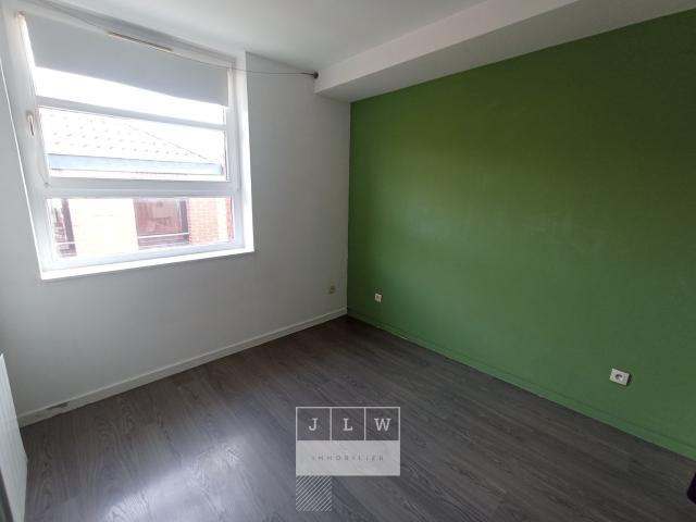 AJLQ LL152 Lille T2 NON MEUBLE 39 M2 Porte des postes