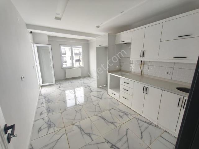 Çalışkan Emlaktan Bayındır Mah. Kiralık 2+1 Geniş Daire