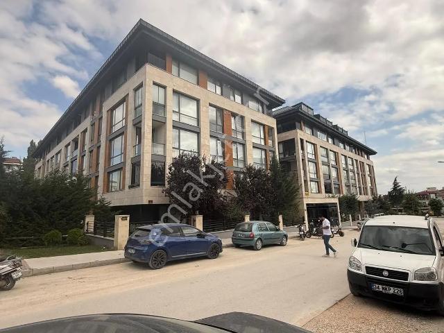 Çalışkan Emlak'tan Kiralık Elsa Glory Sit. 2+0 Geniş Daire