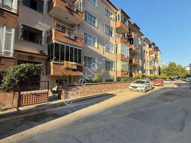 Çalışkan Emlak'tan Kiralık Kafeler Caddesi Altı 2+1 Eşyalı Daire