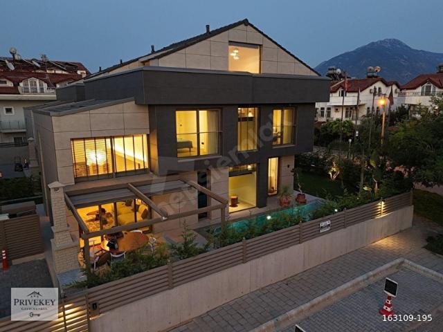 Çalış Plajına 200m Mesafede Üst Segment Mimari Ultra Lüks Villa