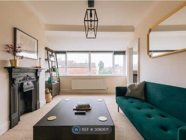 Alma Road, Clifton, Bristol BS8, 2 bed flat to rent, £1,850 pcm | PrimeLocation