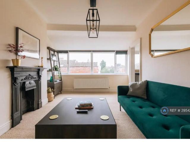 Alma Road, Clifton, Bristol, BS8 2 bed flat to rent £2,300 pcm £531 pw