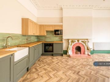 Alma Road, Bristol, BS8 1 bed flat to rent £1,650 pcm £381 pw