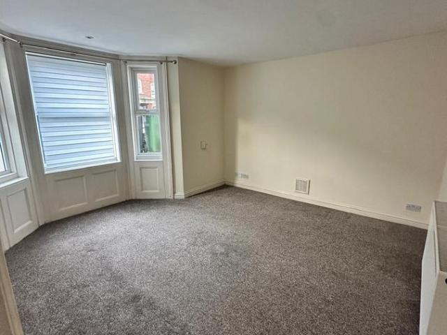 Alma Road, St Albans AL1, 1 bed flat to rent, £1,500 pcm | PrimeLocation
