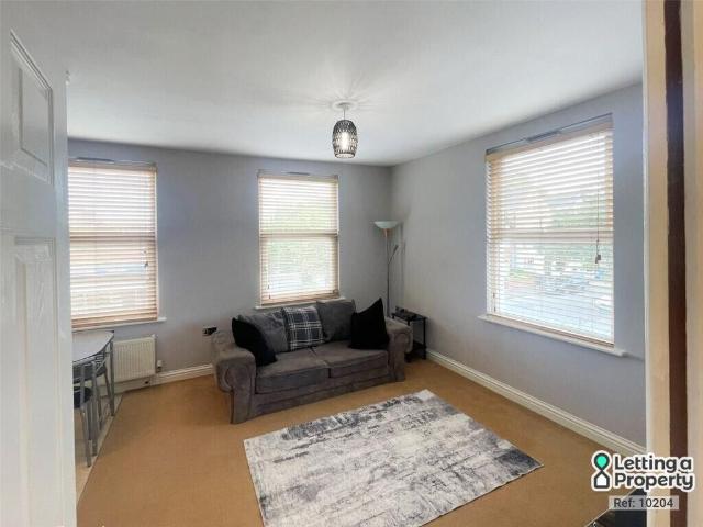 Alma Road, Windsor, Berkshire SL4, 1 bed flat to rent, £1,300 pcm | PrimeLocation