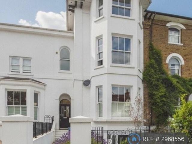 Alma Road, Windsor, SL4 4 bed terraced house to rent £4,250 pcm £981 pw
