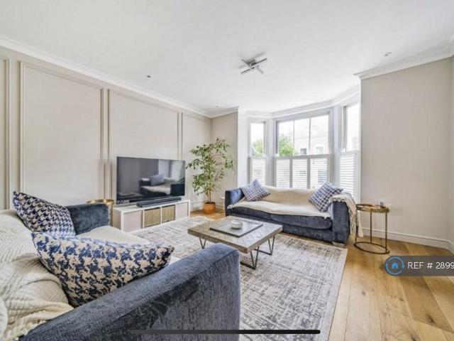 Alma Road, Windsor, SL4 5 bed end of terrace house to rent £6,995 pcm £1,614 pw