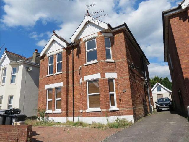 Alma Road, Winton, Bournemouth 4 bed apartment to rent £1,900 pcm £438 pw
