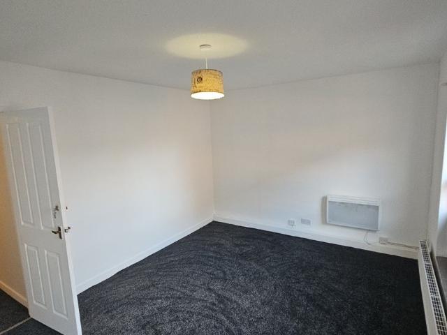 Alma Steet, Luton LU1, 2 bed flat to rent, £1,450 pcm | PrimeLocation