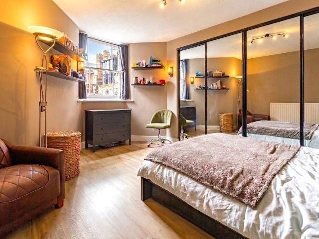 Alma Vale Road, Clifton, Bristol BS8, 1 bed flat to rent, £1,700 pcm | PrimeLocation