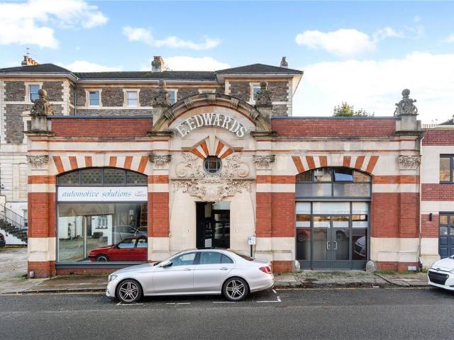Alma Vale Road, Clifton, Bristol, BS8 2 bed mews to rent £2,450 pcm £565 pw