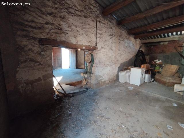 Almacén en Cretas