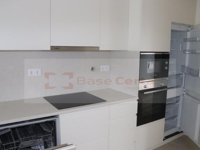 ALMADA VELHA / CASA DA CERCA: Apartamento 3 assoalhadas, garagem, terraço
