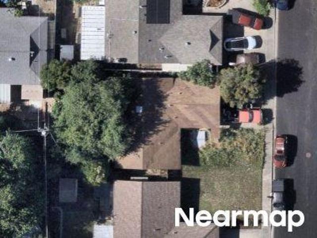 Almanor Dr