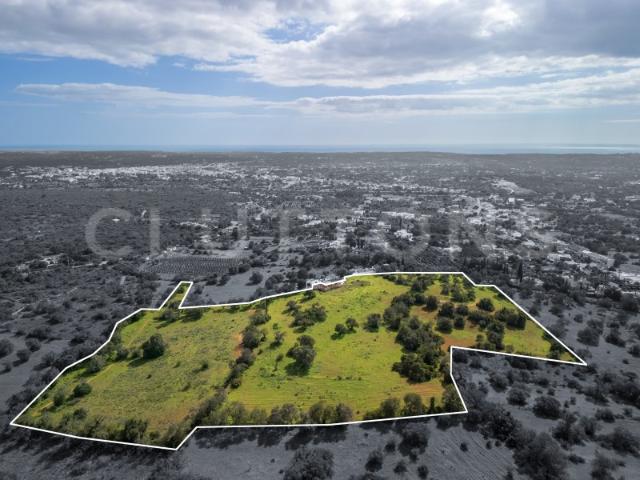 ALMANCIL Terreno para reconstrução com vista mar