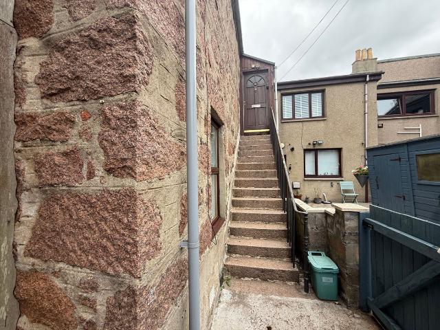 Almanythie Road, Peterhead AB42, 3 bed flat to rent, £795 pcm | PrimeLocation